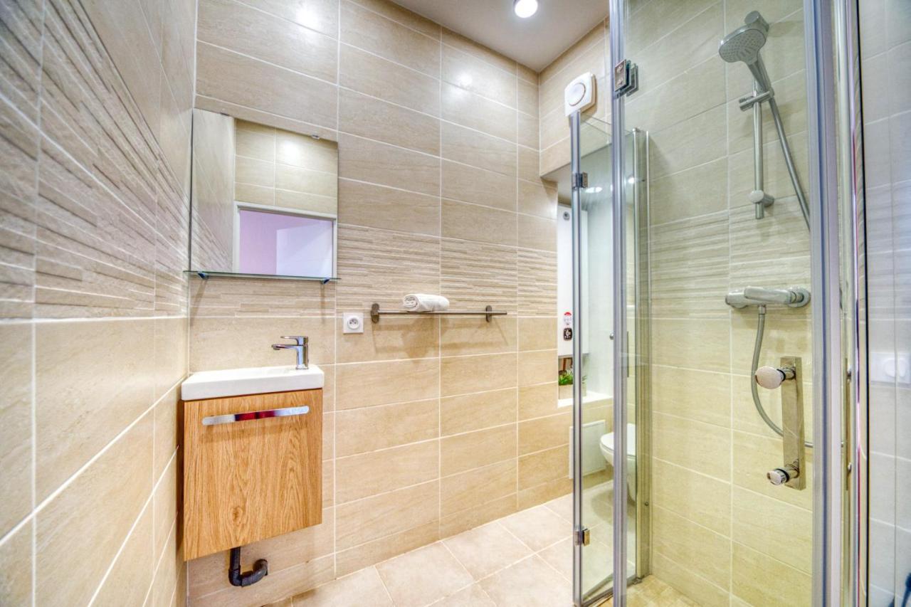 La Casa Roja - Championnet / Caserne De Bonne Grenoble Extérieur photo